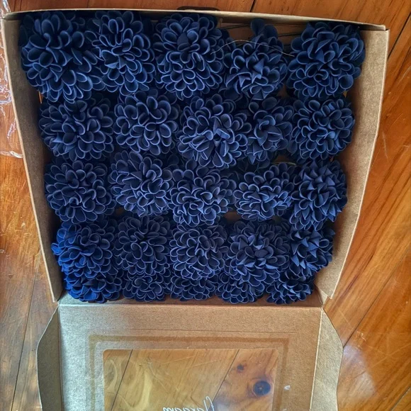 Purple Artificial Flower Stem - Picture 2 of 4